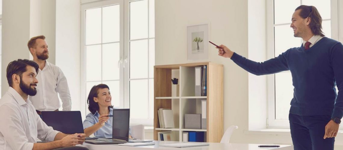 Descubre los principales tipos de coaching, sus beneficios y en qué casos elegir cada uno.